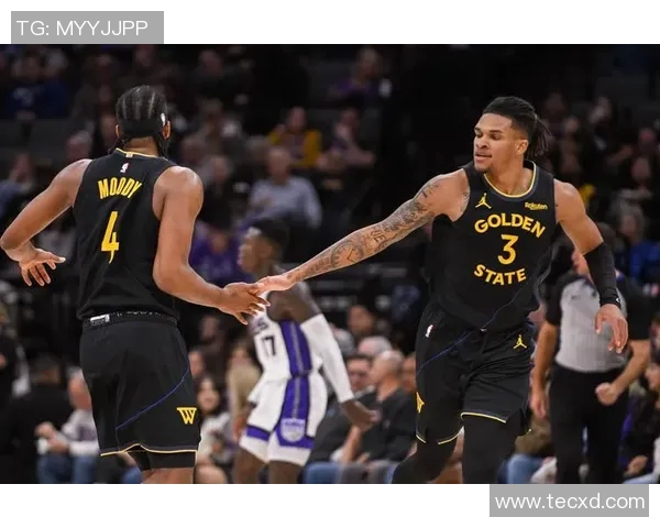 勇士与雷霆激战全场回放精彩瞬间回顾及赛后分析